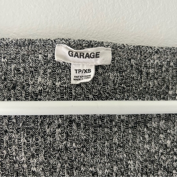 Garage Grey Marle Button Up Top - Picture 4 of 5